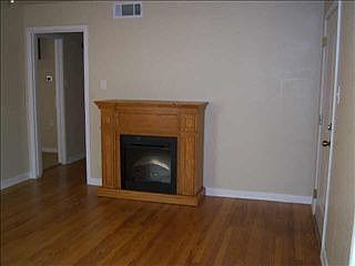 3rd image of 2611 Highwood Dr