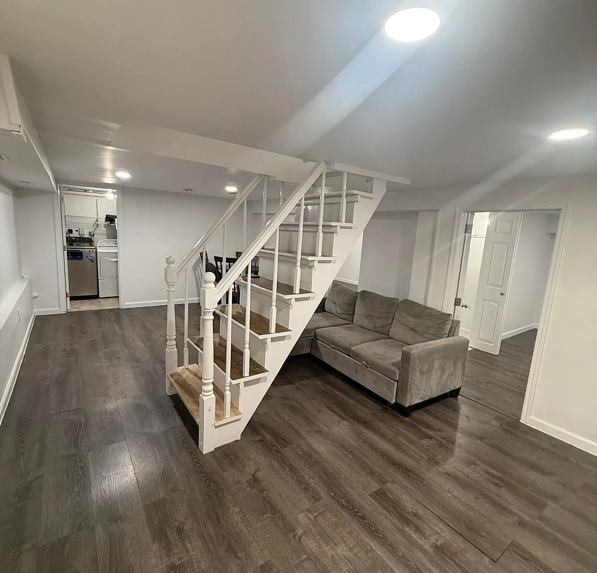 2 bed, 880 sqft, $2,100 — Photo 3