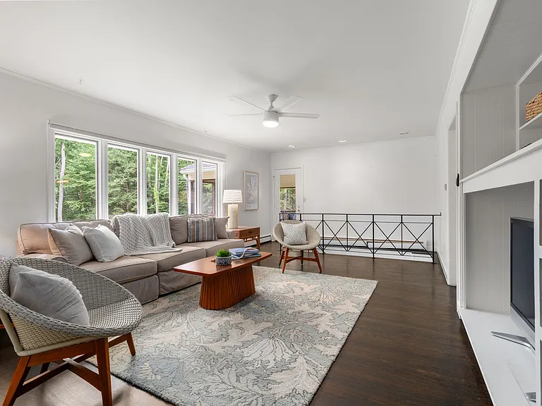 62 Mill St — Photo 13