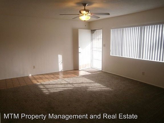 3rd image of 1704 Winnett St