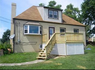 9581 Barnes Lake Rd, North Huntingdon, PA 15642