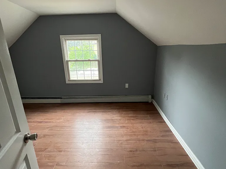 643 Washington Ave — Photo 10