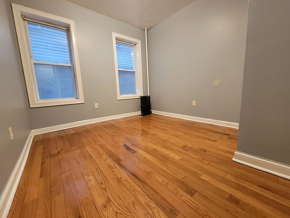 2nd image of 1200 Kennedy Blvd #13E
