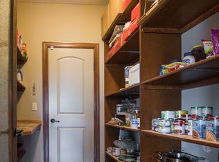 6307 SW 48th Pl, Topeka, KS 66610