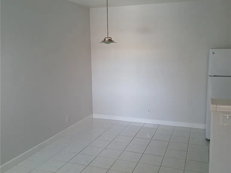 2201 Ramsgate Dr #426 — Photo 4