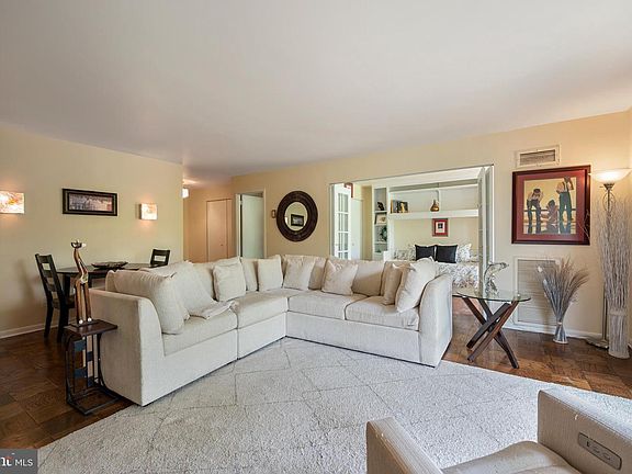 5th image of 4620 N Park Ave APT 305W