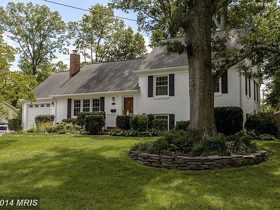 2nd image of 1107 Neal Dr