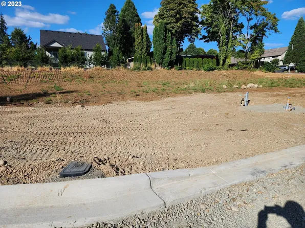 10718 SE 13th Cir, Vancouver, WA 98664