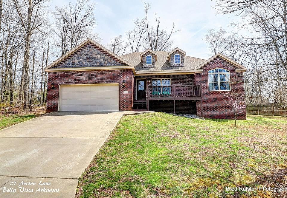 1st image of 27 Aveton Ln