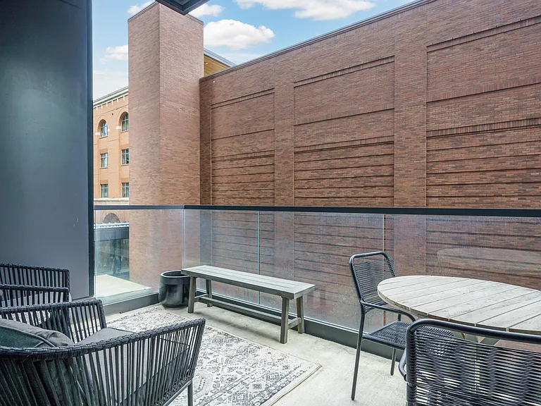 250 Spring St #313 — Photo 27