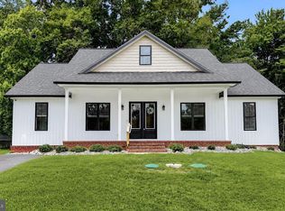 23195 Esperanza Dr, Lexington Park, MD 20653