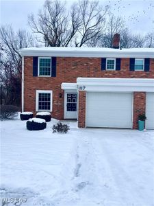 117 Chatham Way, Cleveland, OH, 44124