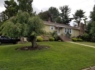 23 Jean Dr, Little Falls, NJ 07424
