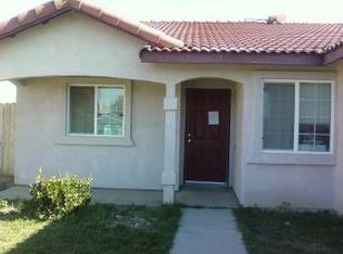 733 E Shasta St, Avenal, CA 93204