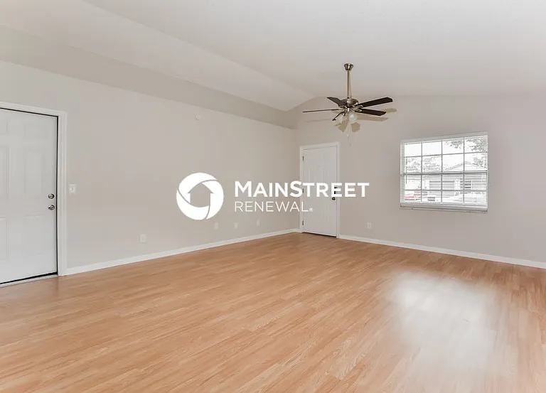 2042 Garwood Dr — Photo 10
