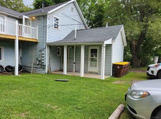 120 S Line St, Chesaning, MI 48616