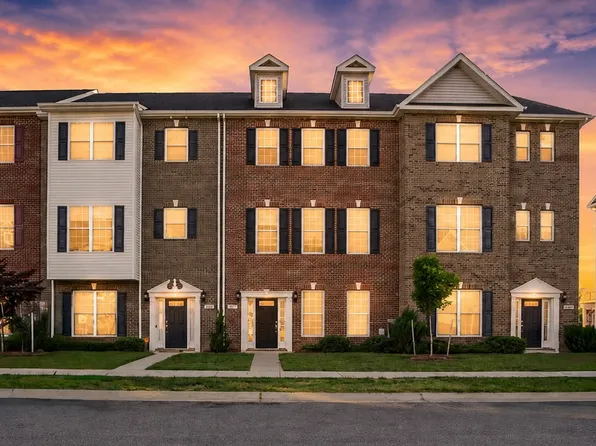 981 Rye Dr, La Plata, MD 20646