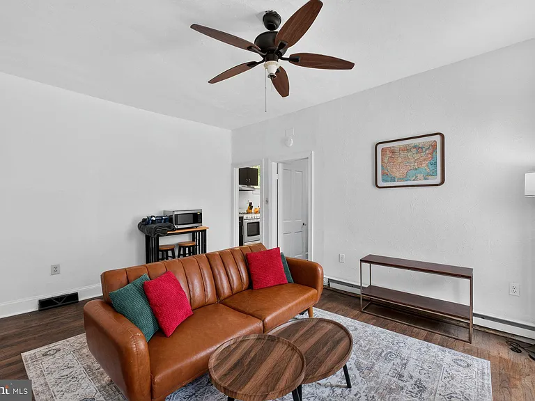 510 E 41st St #3 — Photo 7