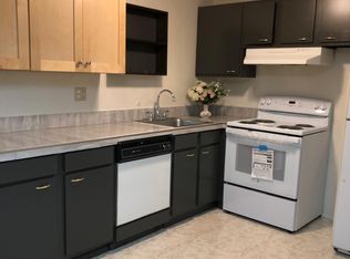 16215 NE 8th St #10, Bellevue, WA 98008