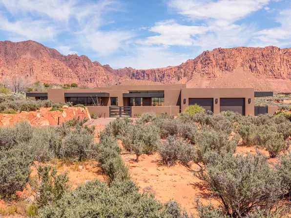 1152 N Tuweap Dr, Ivins, UT 84738