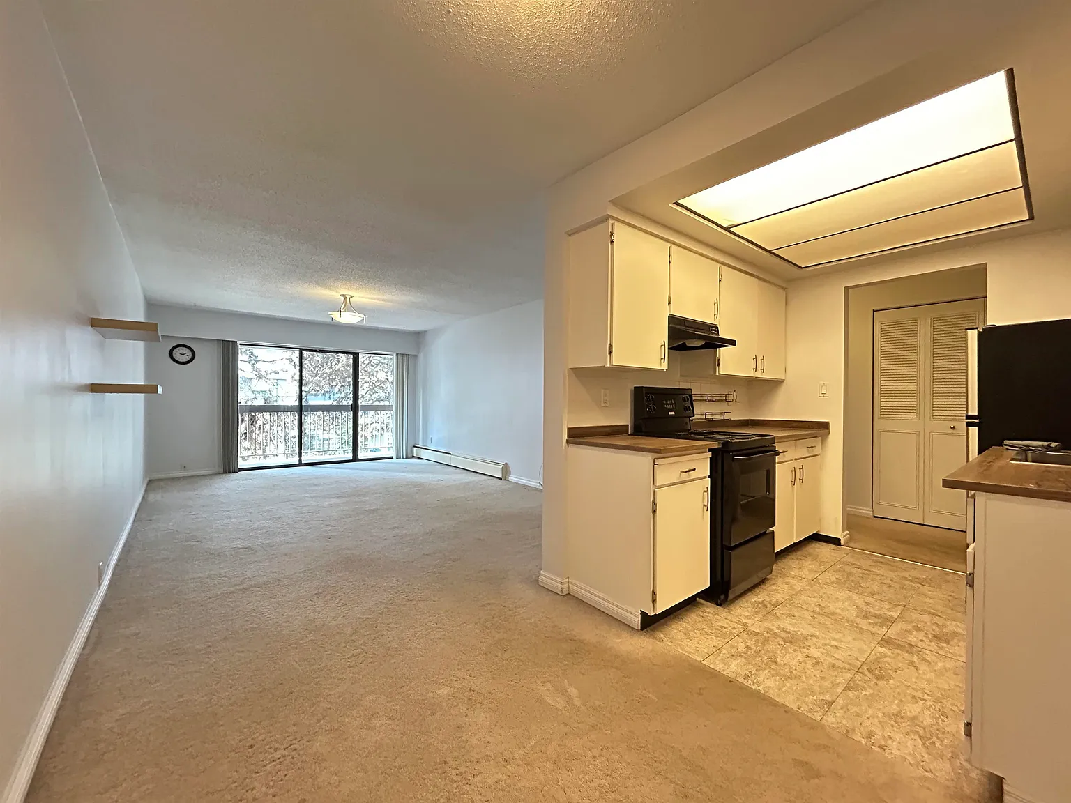 1 bed, 820 sqft, $1,800 — Photo 2