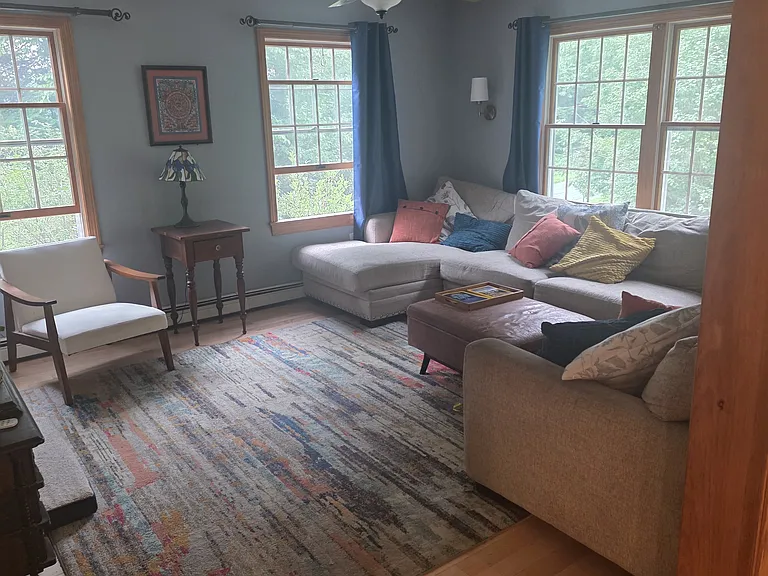 1350 Barker Rd — Photo 8