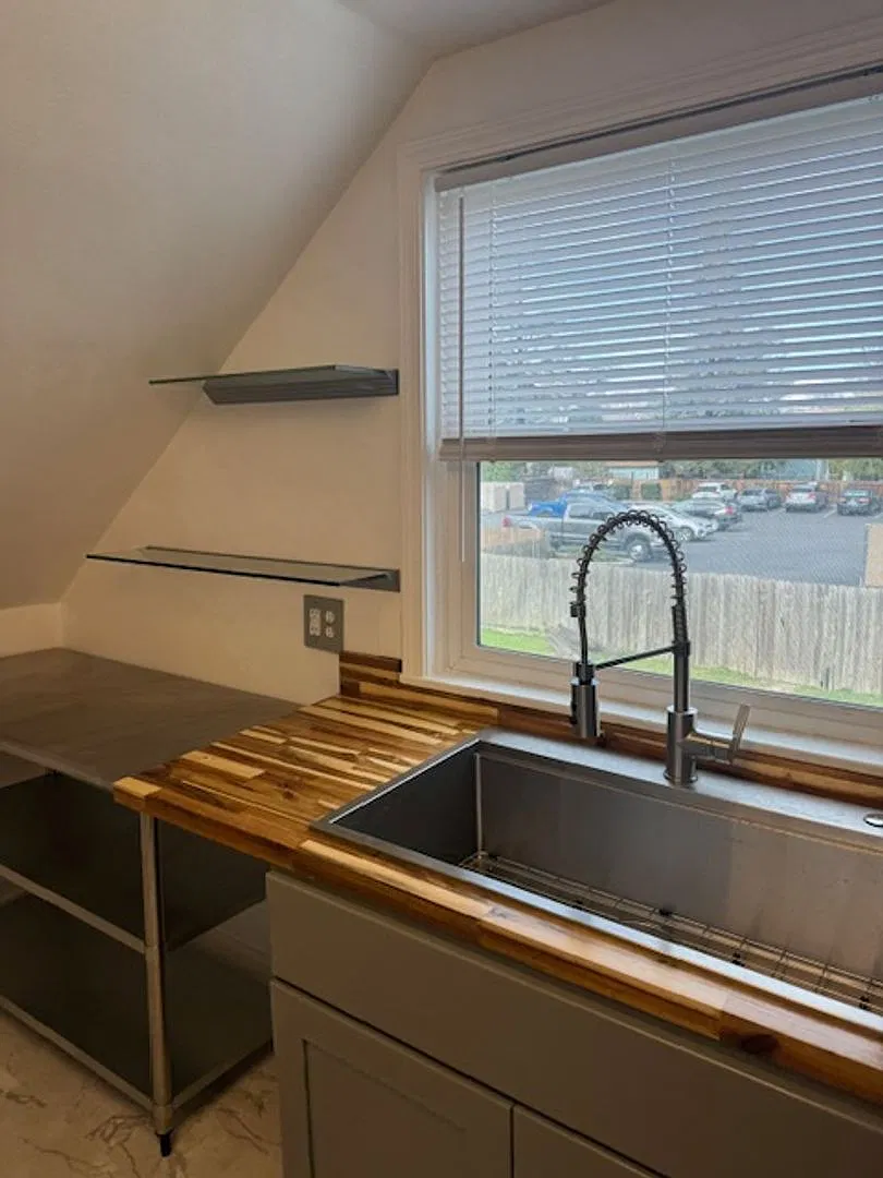 *Special* 1/2 Off First Months Rent W/ 1 Year Lease:Renovated Upstairs 2 Bedroom Home- Full Priva... — Photo 4