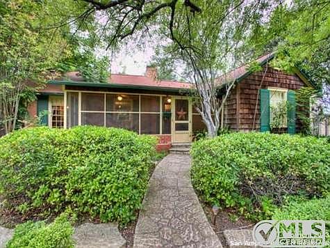 2nd image of 211 Halcyon Pl