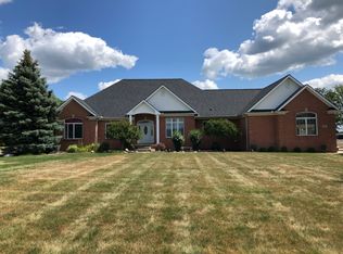 71466 Veronica Dr, Richmond, MI 48062