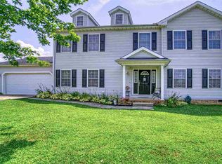 7980 Chadwick Ln, Henderson, KY 42420