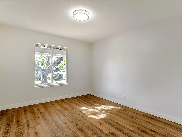 1471 La Paz Ct — Photo 25