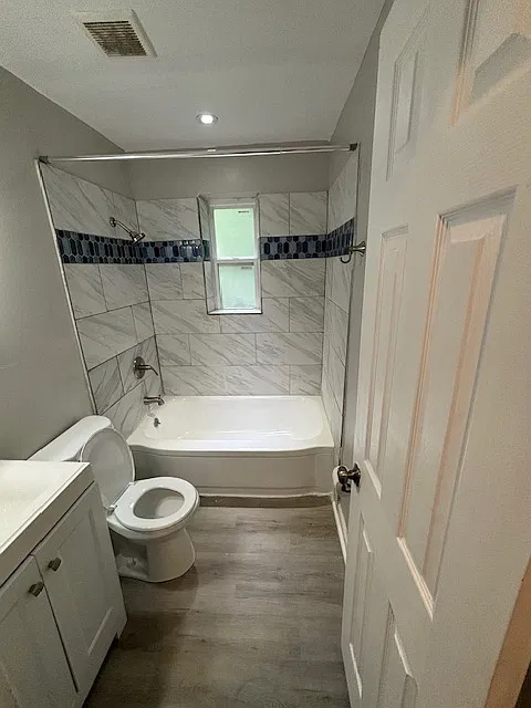 2 bed, 1100 sqft, $1,300 — Photo 3