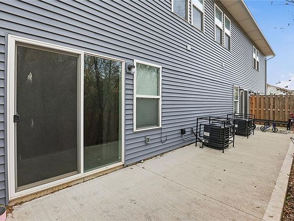 4th image of 2904 S Harvard Ave