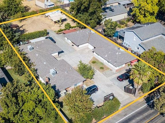 5th image of 2637 California Ave