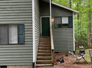1515 Partridgeberry Rd #B, Chapel Hill, NC 27516