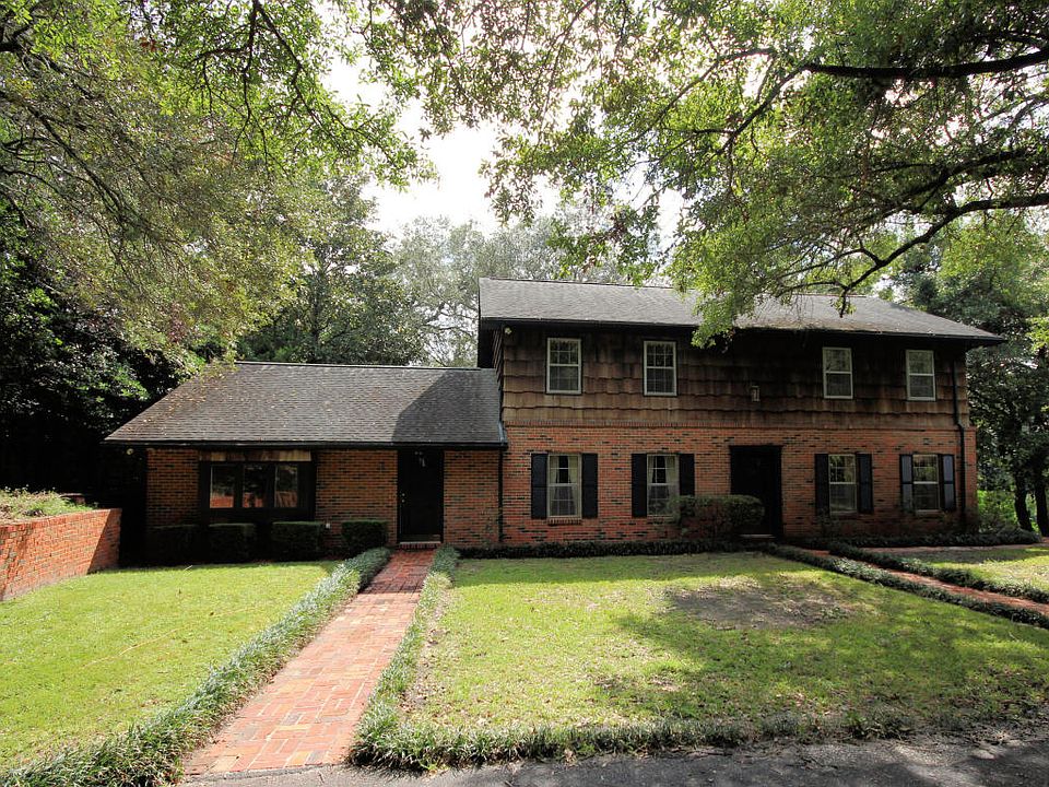 1st image of 914 Woodbriar Ct
