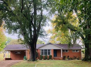 354 Mebanewood Dr, Huntingdon, TN 38344