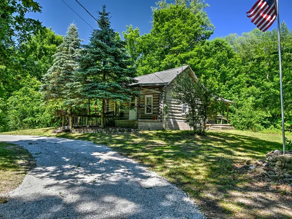 65929 Oil City Rd, Cassopolis, MI 49031