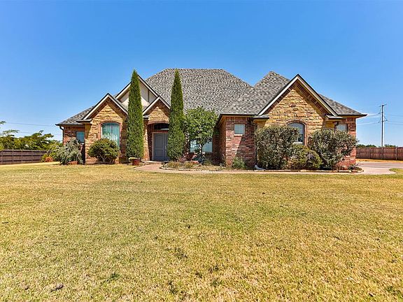 3rd image of 281 Meadow Lark Ln