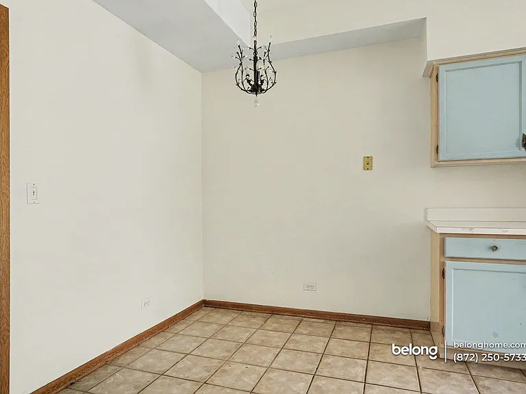 1157 E Cambria Ln S — Photo 10