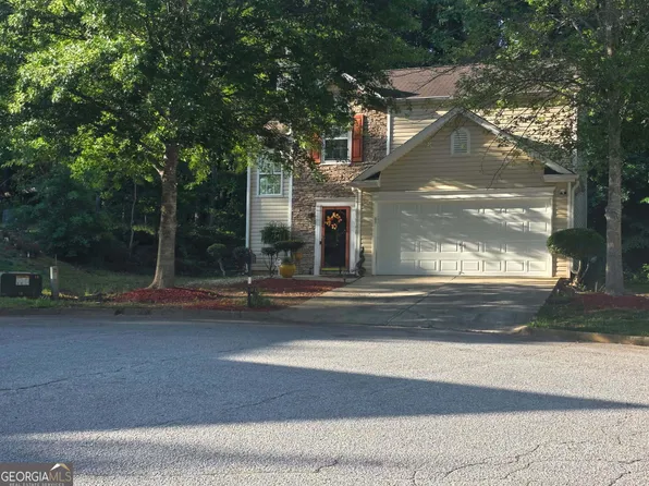 597 Arbor Ridge Dr, Stone Mountain, GA 30087