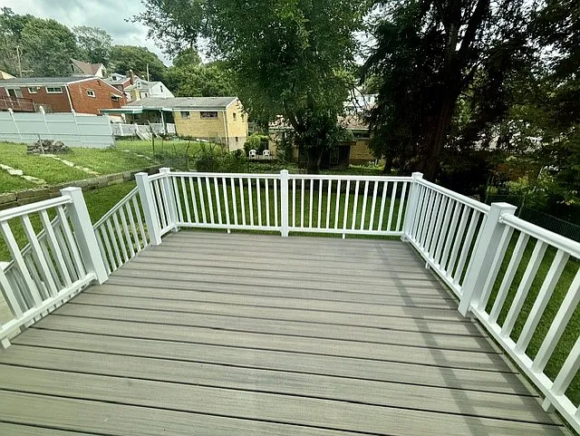 Rear deck