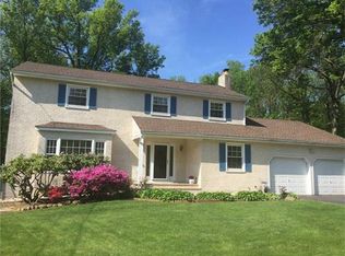 21 Keen Ln, Edison, NJ