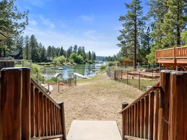 40070 Lakeview Dr, Big Bear Lake, CA 92315