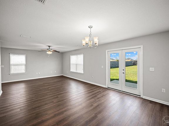 4th image of 2238 Waltham St