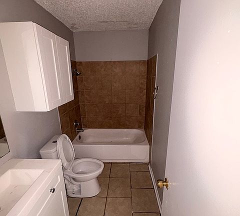 5th image of 2006 Cedar Dr #D