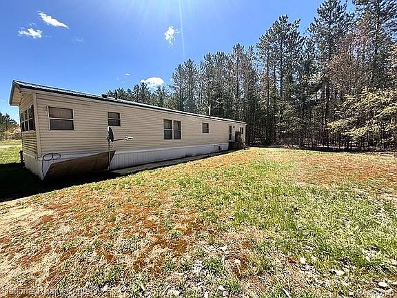 4th image of 3727 Broadwalk Way NE