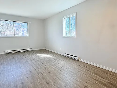 423 Bruce Ave #4 Photo 1