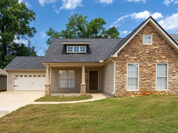 160 Stonecreek Pl, Calera, AL 35040