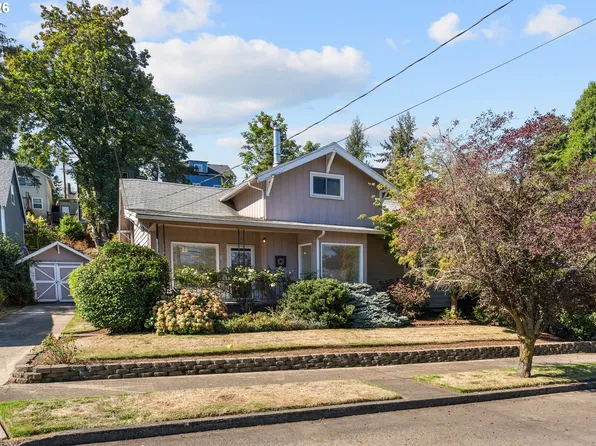 710 11th St, Oregon City, OR 97045
